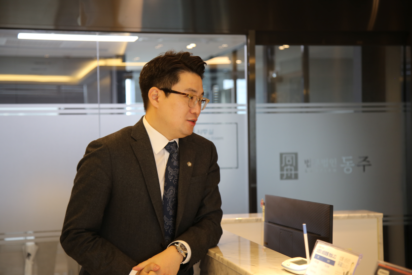 잠원변호사 성범죄 사건 소송 전 과정에서의 법적 자문