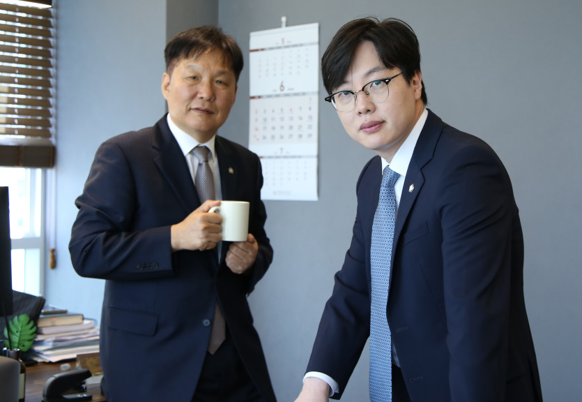 성범죄 집행유예 판례 분석을 통해 전략을 세우는 형사전문 변호사의 대응 자료